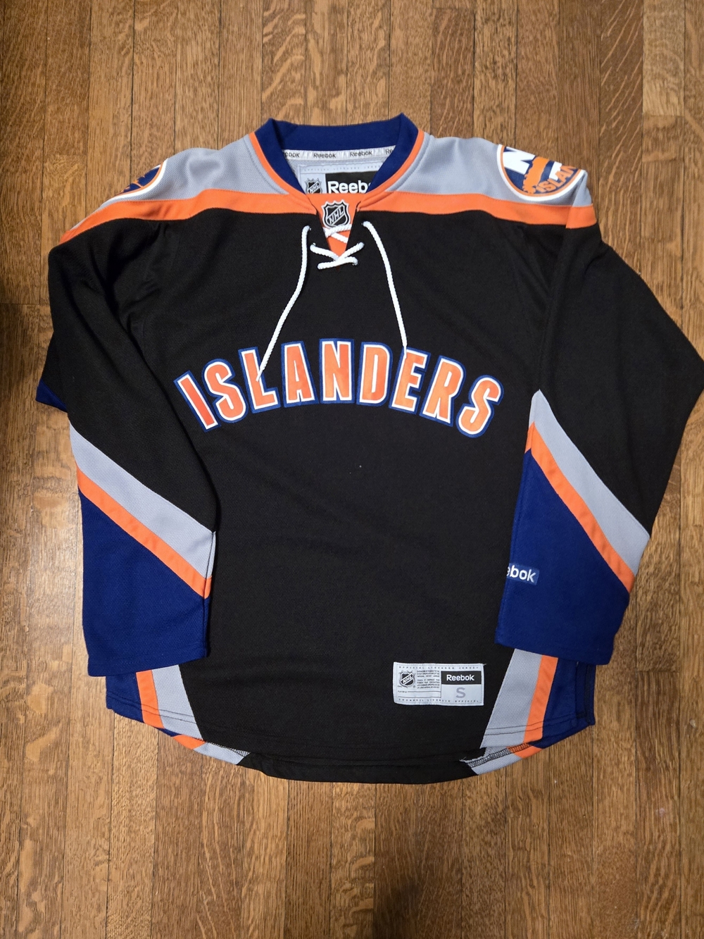 Reebok New York Islanders Black Hockey Jersey